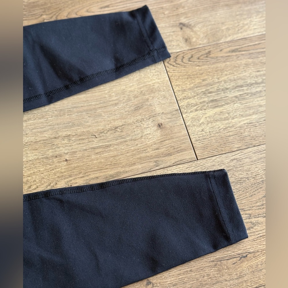 BRAND NEW Nike Legend Women’s Black Power Dri- Fit Leggings - Picture 4 of 10
